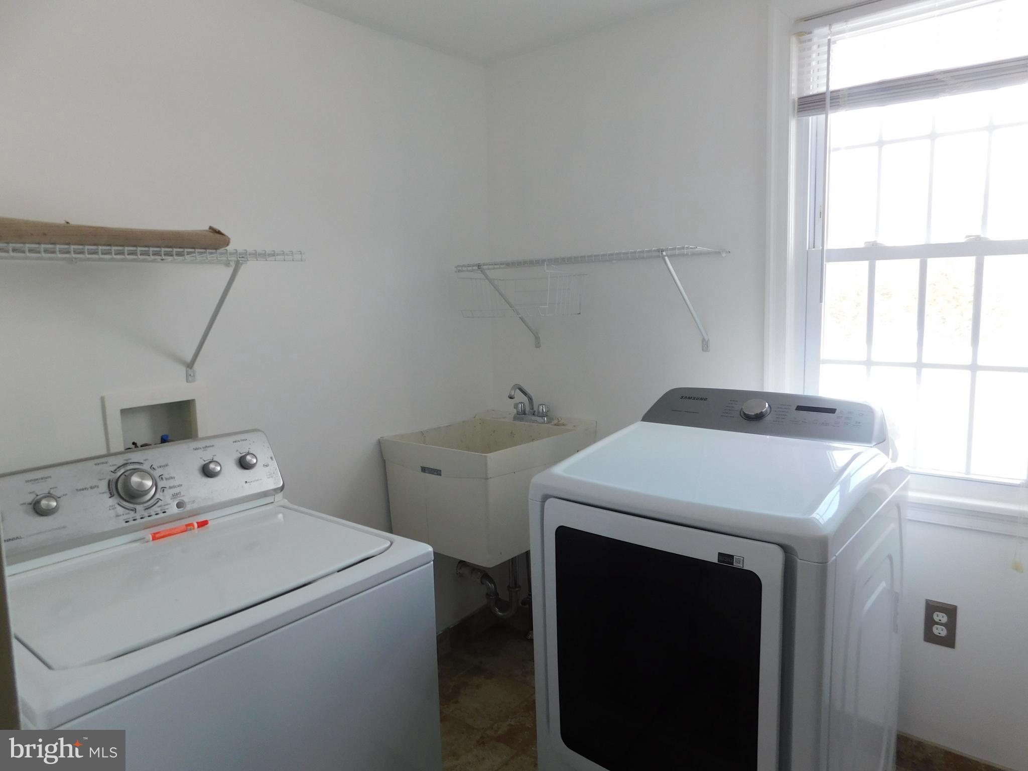 737 Churchville Road Southampton, PA 18966 - Photo 10 of 10 a utility room with dryer and washer