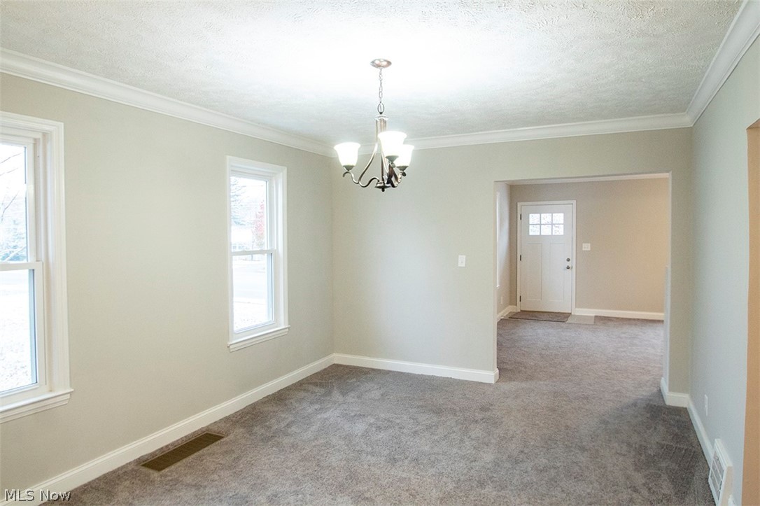 7125 State Road Parma, OH 44134 - Photo 4 of 31