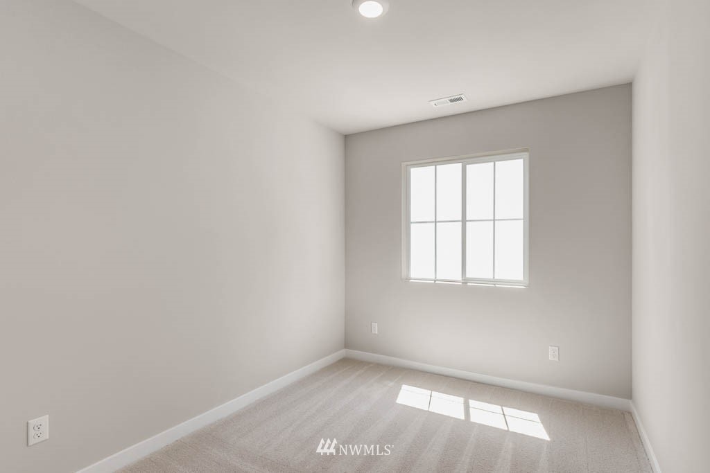 5908 Waverly Road Southwest, Unit 84 Port Orchard, WA 98367 - Photo 11 of 15 Gallery Image 11