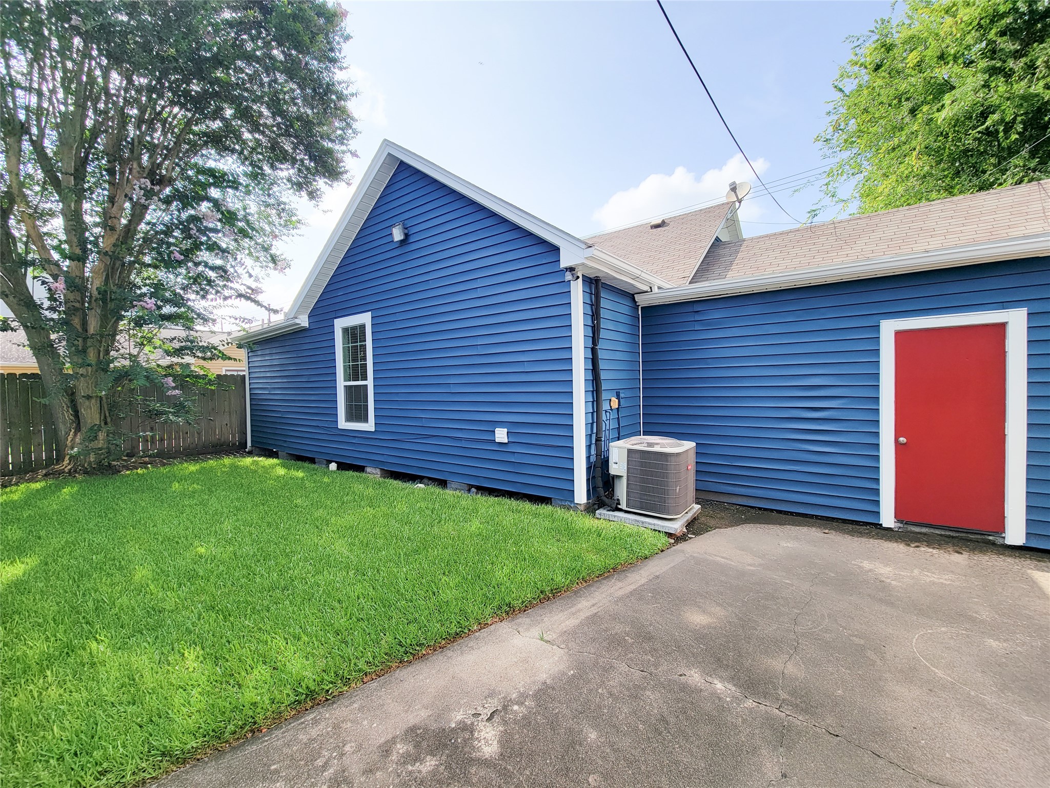 728 East 13th Street Houston, TX 77008 - Photo 25 of 26