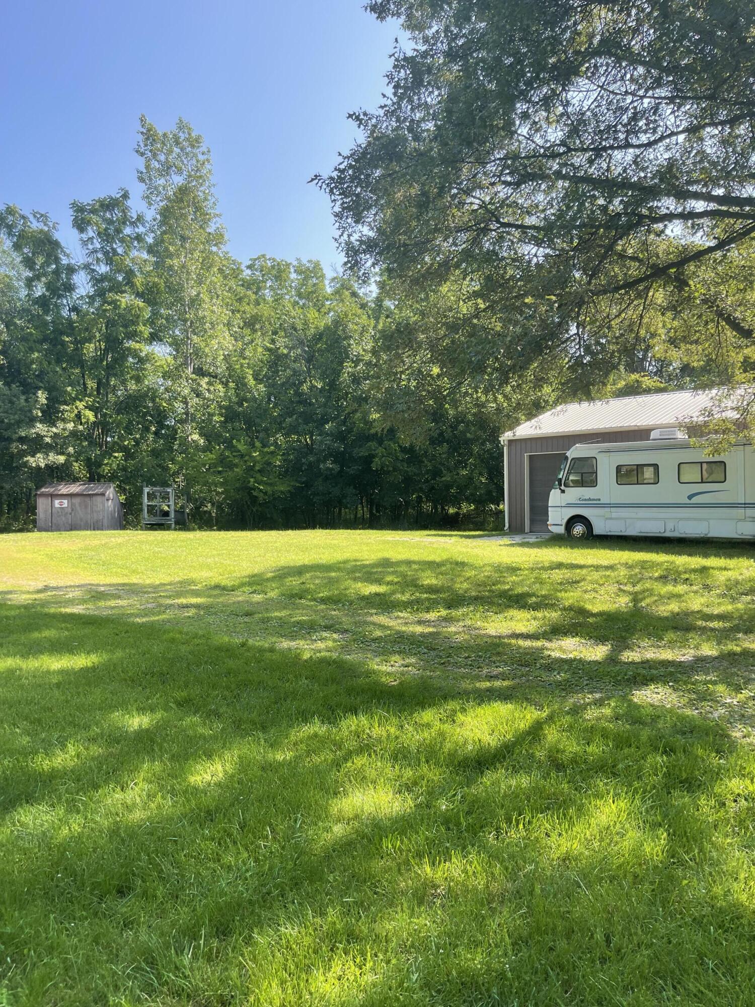 7195 Nickleplate Road, Unit 7237 Muir, MI 48860 - Photo 5 of 7 IMG_7089