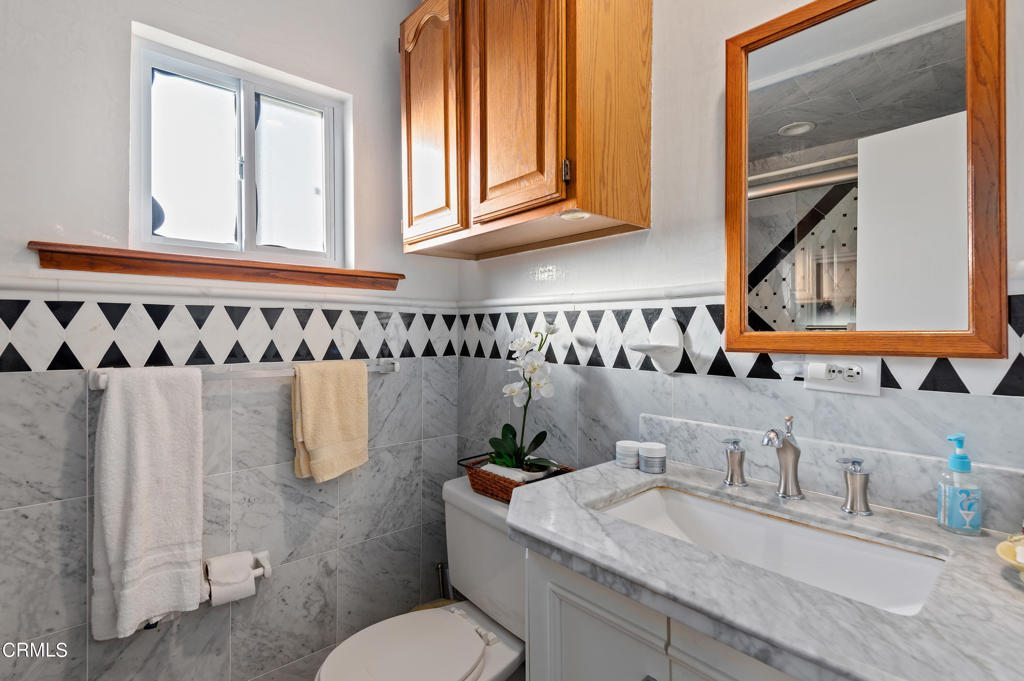 3138 South K Street Oxnard, CA 93033 - Photo 14 of 19