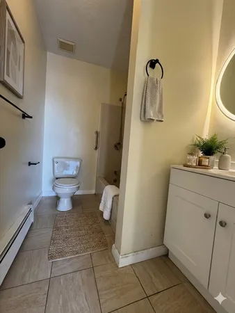 $2,600 | 1129 North Shore Road, Unit 3D, Revere, MA 02151