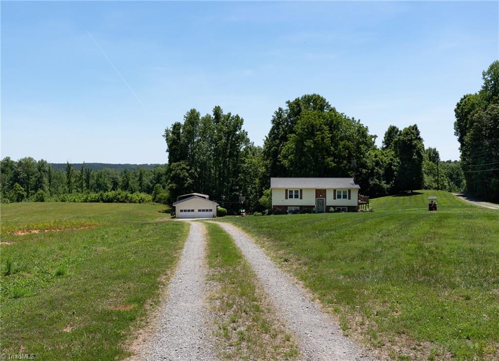 1744 R R Chipman Drive Yadkinville, NC 27055 - Photo 5 of 37