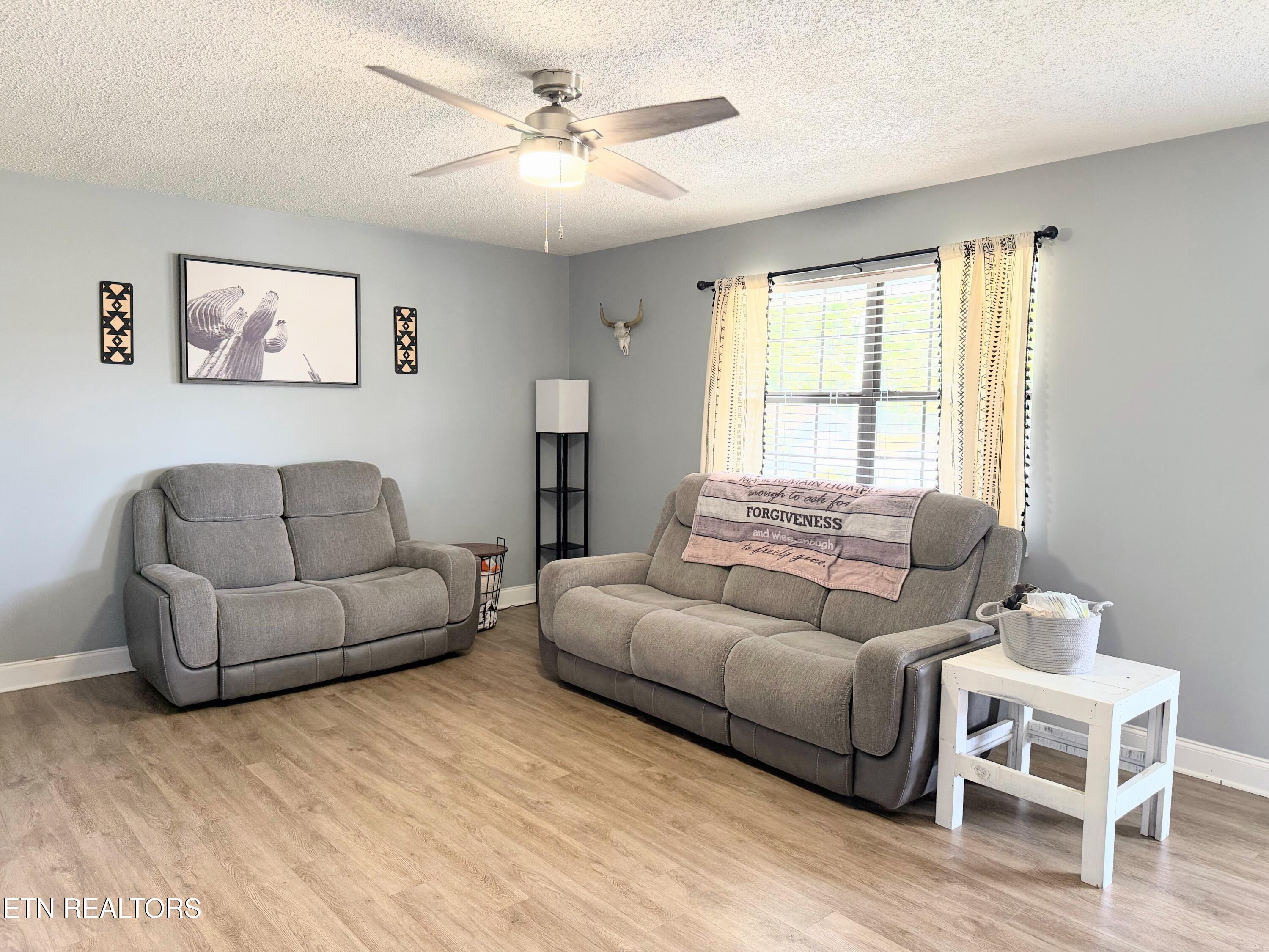 169 Cross Creek Road Maynardville, TN 37807 - Photo 6 of 18 IMG_0441