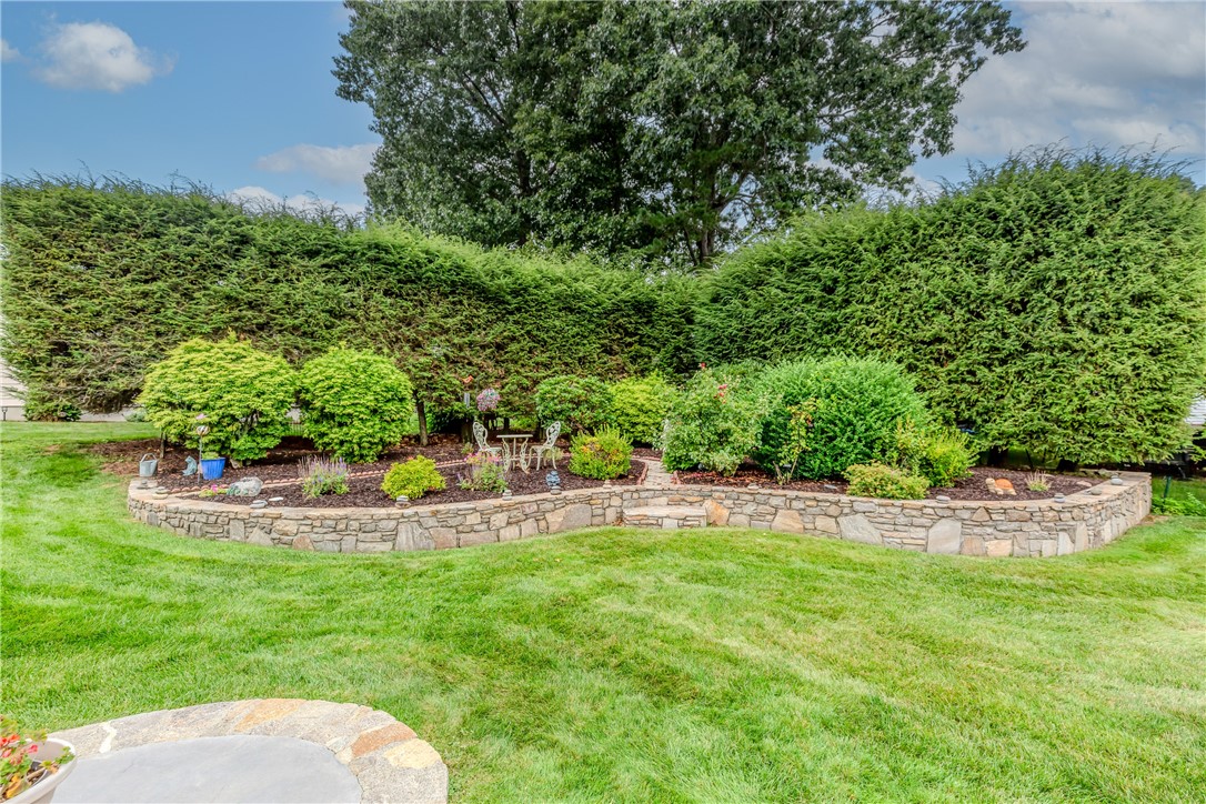 14 Brook Farm Road North Providence, RI 02904 - Photo 28 of 28 Yard
