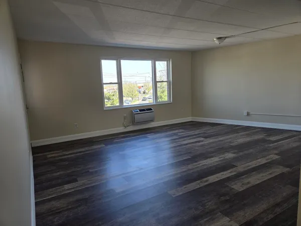 $1,775 | 685 Prospect Avenue, Unit 9B, Fairview, NJ 07022