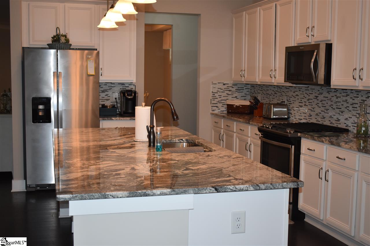 529 Grandon Road Greer, SC 29651 - Photo 12 of 34 Gallery Image 12