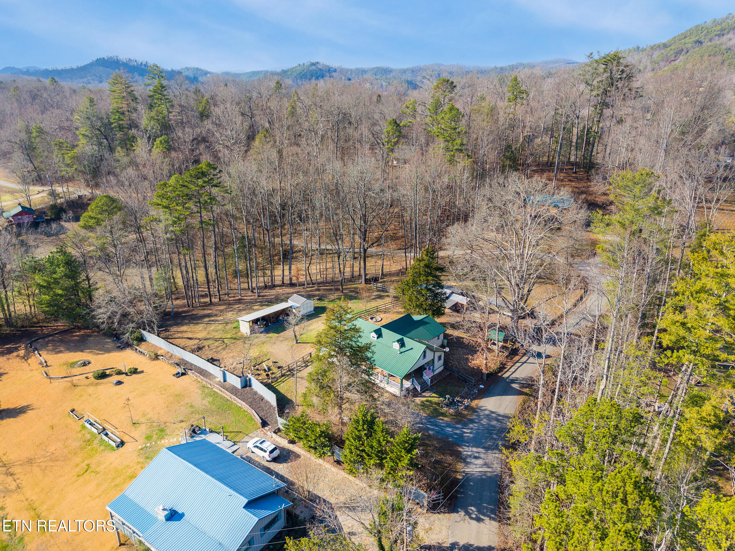 7810 Berry Williams Road Townsend, TN 37882 - Photo 17 of 43 knox_view_media_7810_berry_williams_rd_0