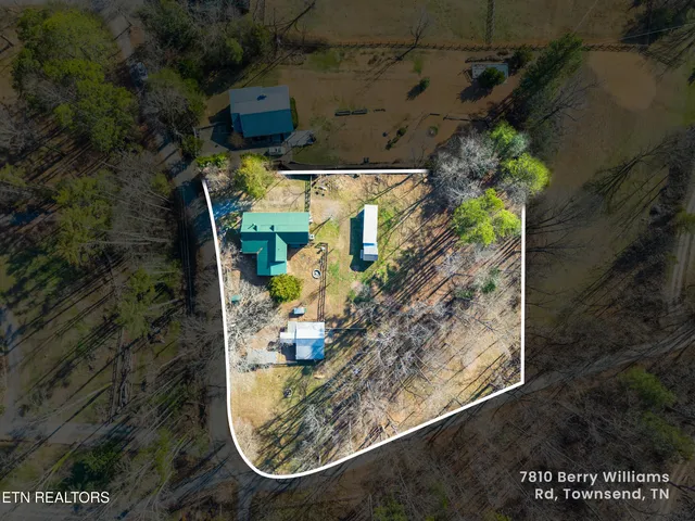 $399,900 | 7810 Berry Williams Road, Townsend, TN 37882