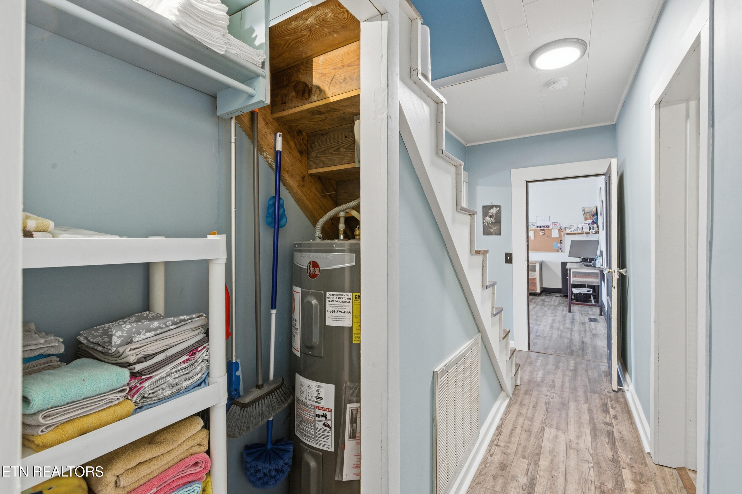 7810 Berry Williams Road Townsend, TN 37882 - Photo 34 of 43 knox_view_media_7810_berry_williams_rd_0