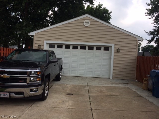 5496 Hauserman Road Cleveland, OH 44130 - Photo 32 of 35