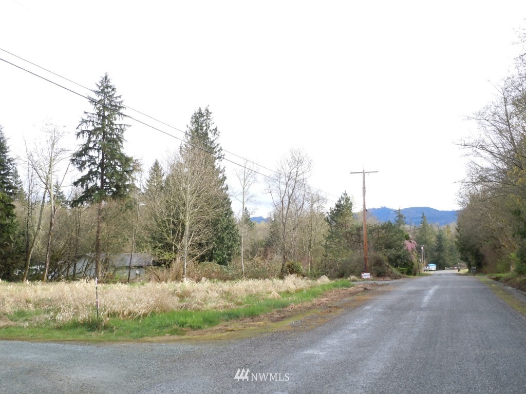 3 Burlingame Road Mount Vernon, WA 98274 - Photo 2 of 2 Gallery Image 2