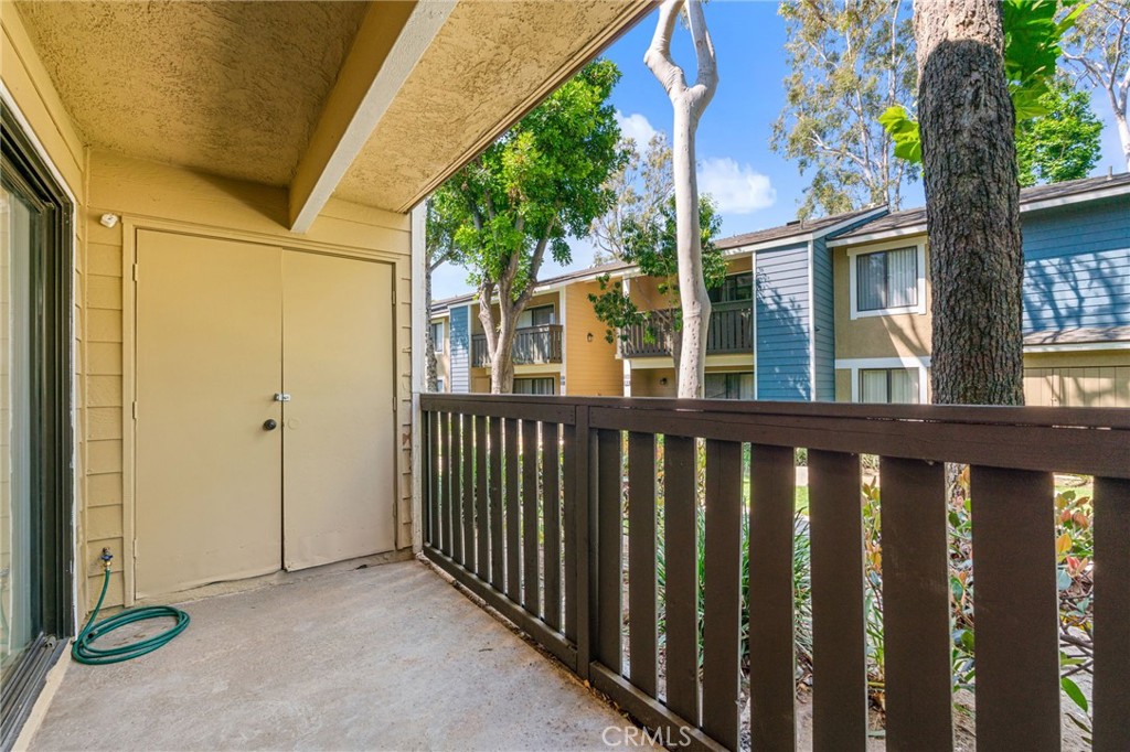3535 Banbury Drive, Unit 119 Riverside, CA 92505 - Photo 17 of 23 a view of a porch with a small yard