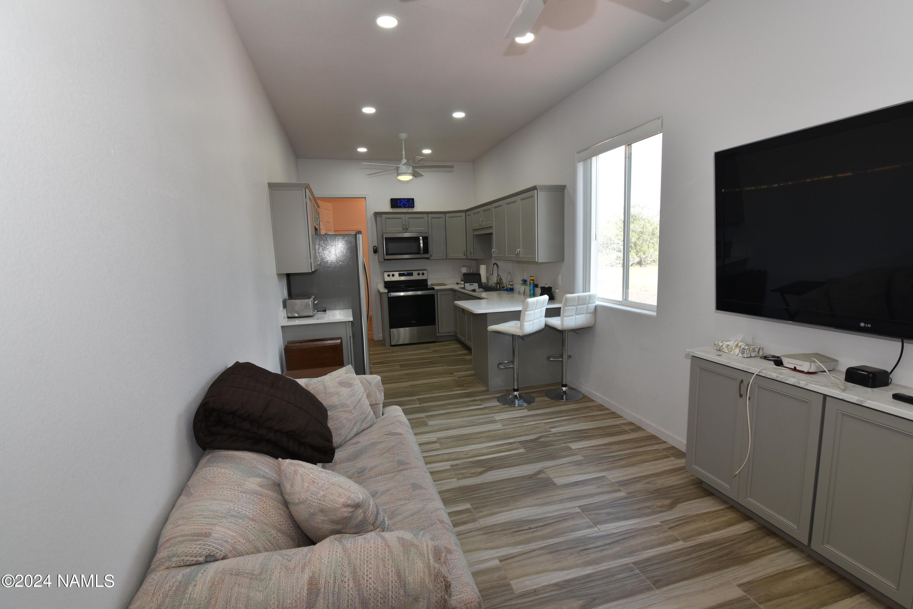 6629 North Santa Fe Road Williams, AZ 86046 - Photo 9 of 25 DSC_3566