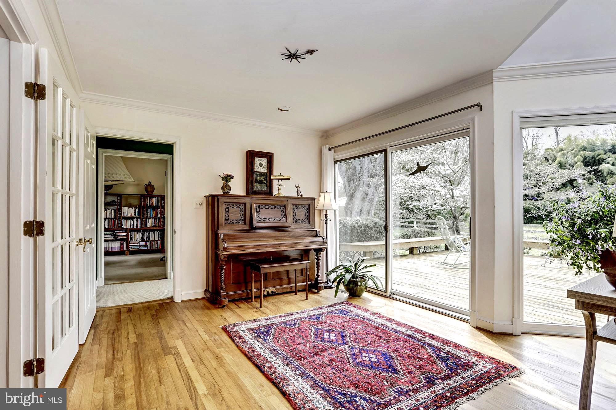 10820 Edison Road Potomac, MD 20854 - Photo 13 of 65 SPACE FOR MUSIC, CARD GAMES, HOMEWORK OR READING
