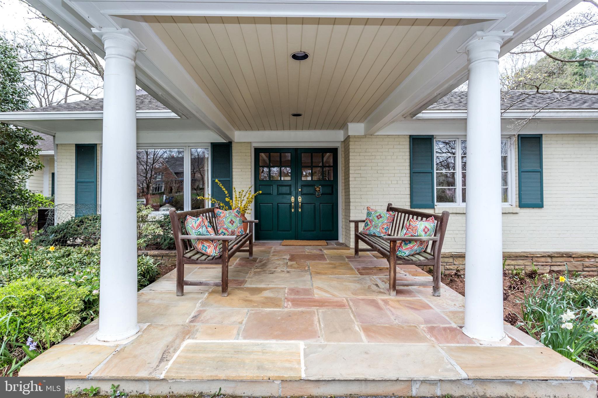 10820 Edison Road Potomac, MD 20854 - Photo 6 of 65 CLOSE UP OF FLAGSTONE ENTRY PATIO WITH SEATING