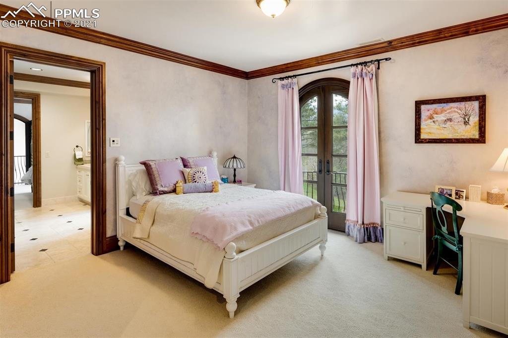 22 Crossland Road Colorado Springs, CO 80906 - Photo 19 of 40