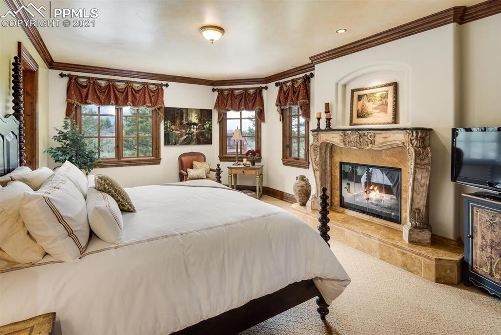 22 Crossland Road Colorado Springs, CO 80906 - Photo 22 of 40