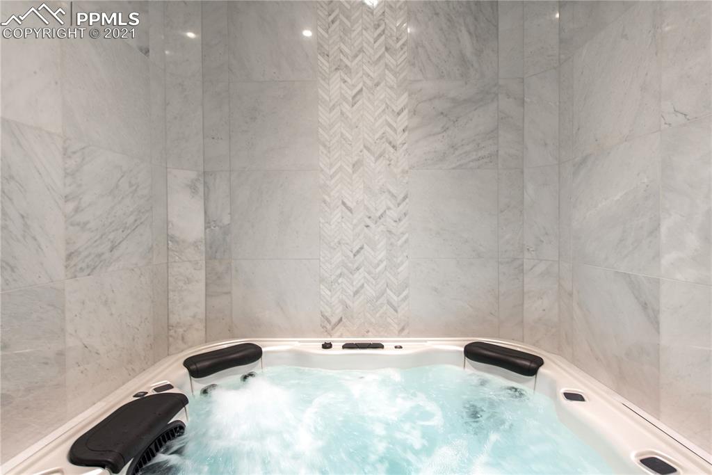 22 Crossland Road Colorado Springs, CO 80906 - Photo 29 of 40