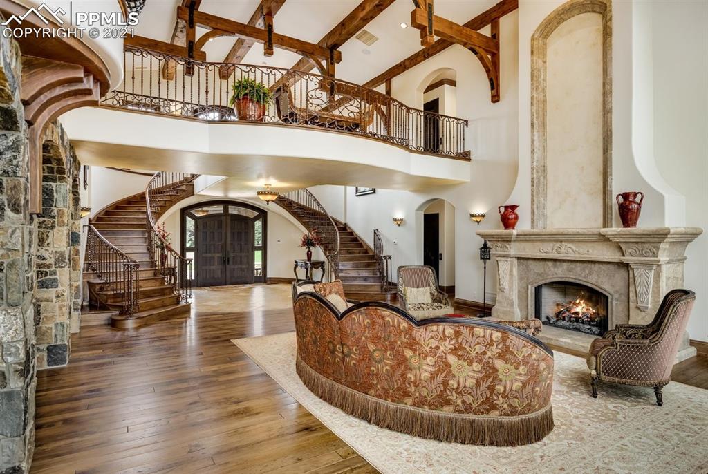 22 Crossland Road Colorado Springs, CO 80906 - Photo 4 of 40