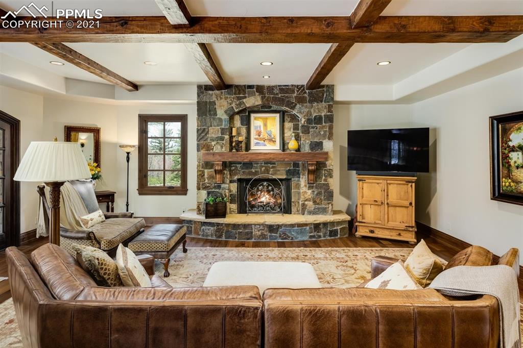 22 Crossland Road Colorado Springs, CO 80906 - Photo 8 of 40