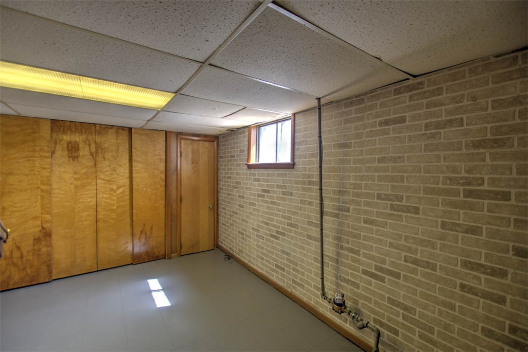4000 Bayview Drive Decatur, IL 62521 - Photo 23 of 30 Gallery Image 23