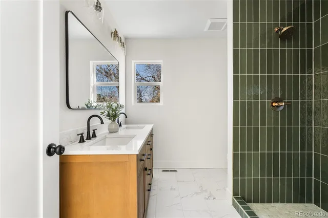 $829,000 | 701 West Quincy Avenue, Englewood, CO 80110