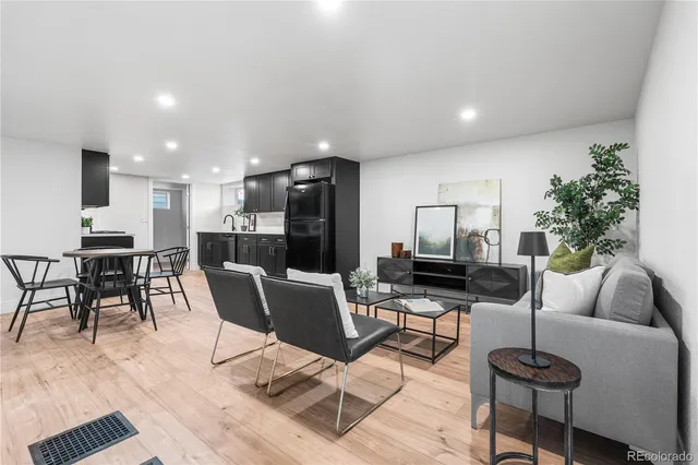 $829,000 | 701 West Quincy Avenue, Englewood, CO 80110