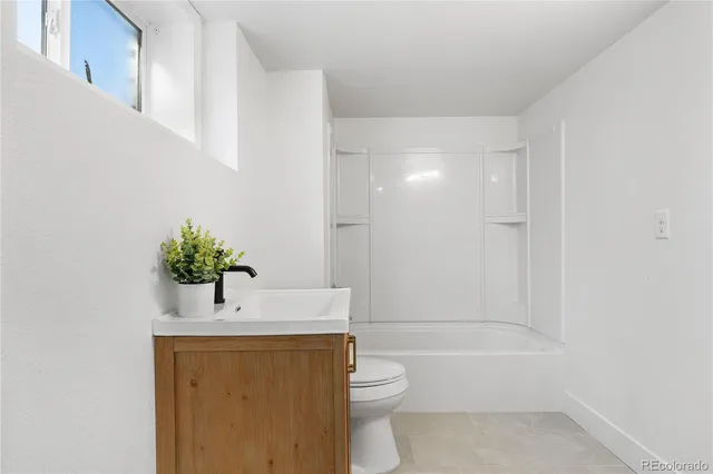 $829,000 | 701 West Quincy Avenue, Englewood, CO 80110