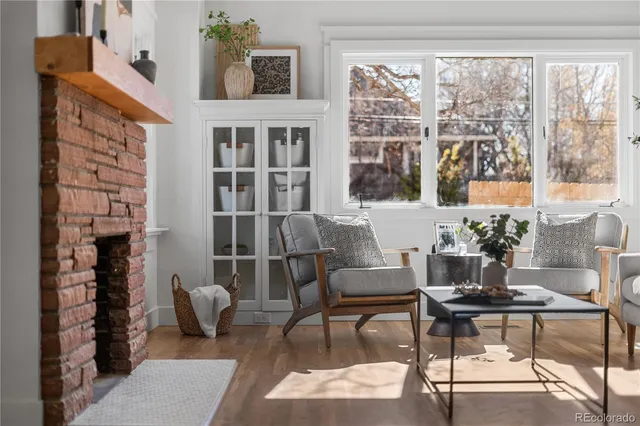 $829,000 | 701 West Quincy Avenue, Englewood, CO 80110