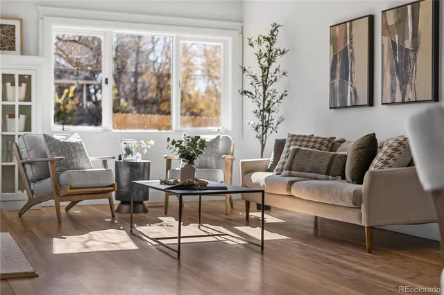 $829,000 | 701 West Quincy Avenue, Englewood, CO 80110