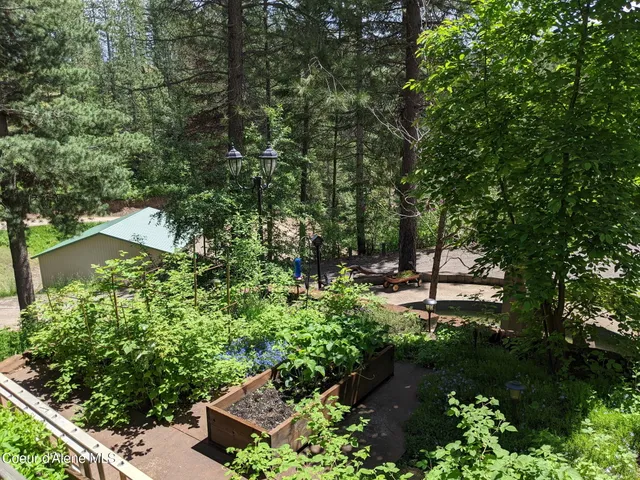 $1,513,003 | 483 Paradise Road, Pinehurst, ID 83850