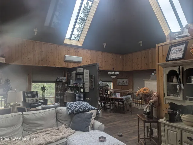 $1,513,003 | 483 Paradise Road, Pinehurst, ID 83850