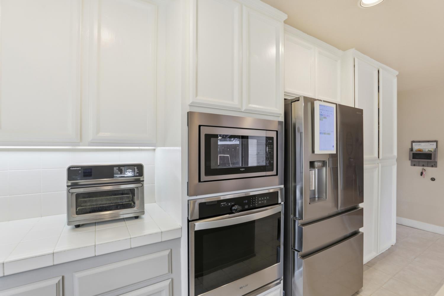 4208 Sherlock Way Citrus Heights, CA 95610 - Photo 13 of 37