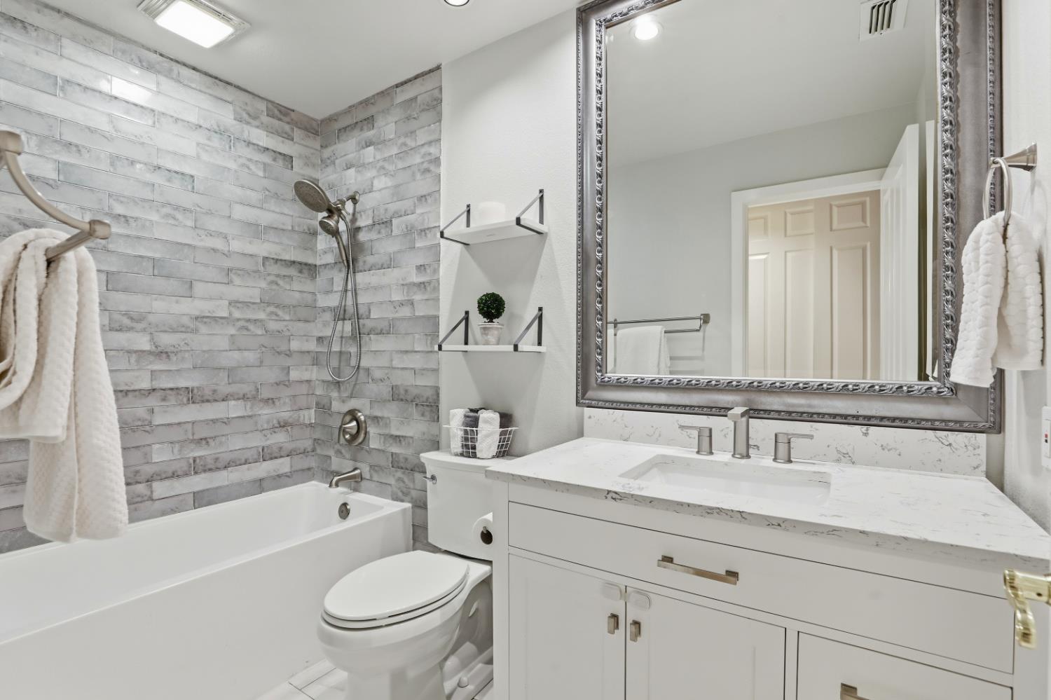 4208 Sherlock Way Citrus Heights, CA 95610 - Photo 27 of 37