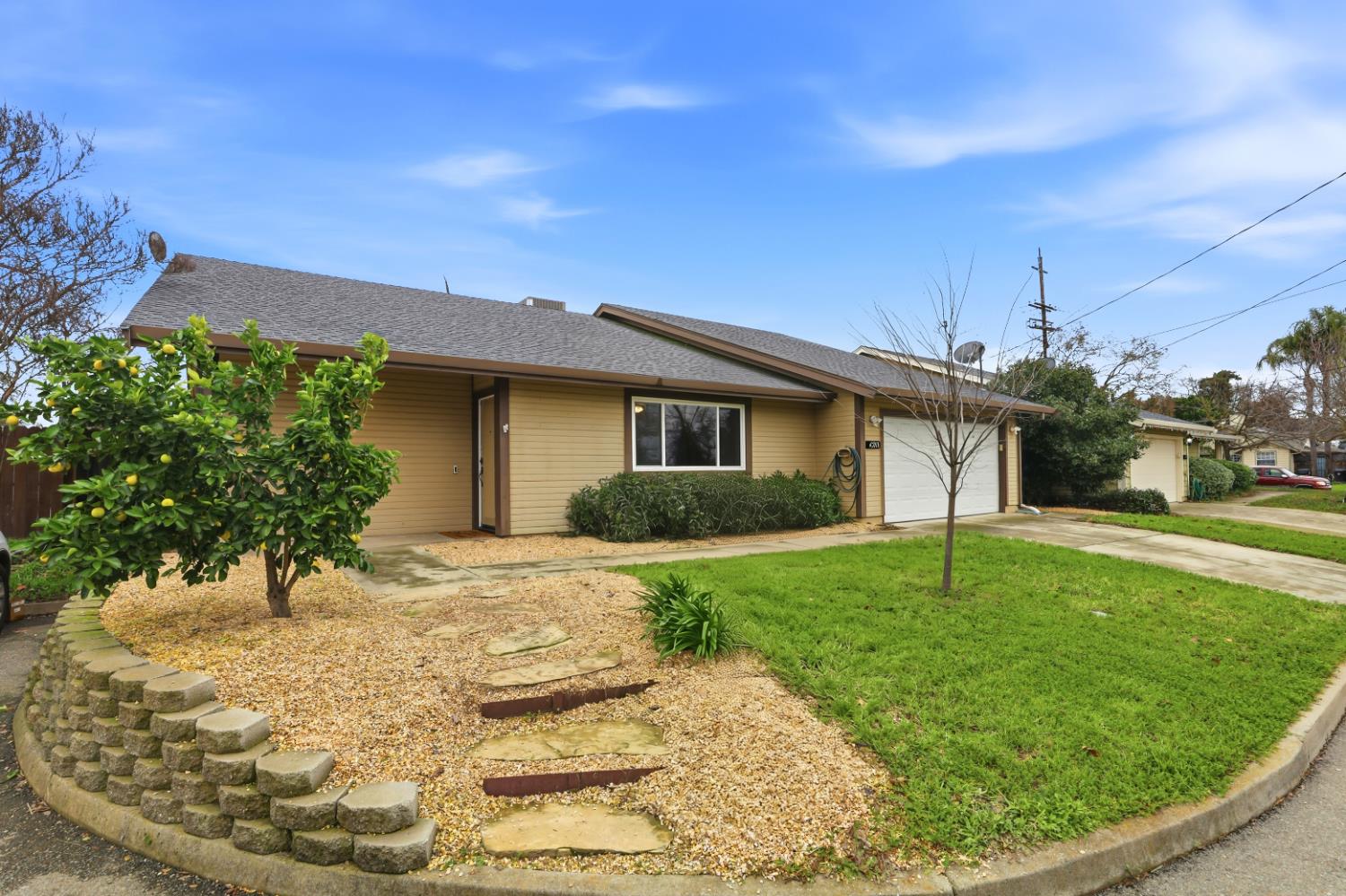 4208 Sherlock Way Citrus Heights, CA 95610 - Photo 36 of 37