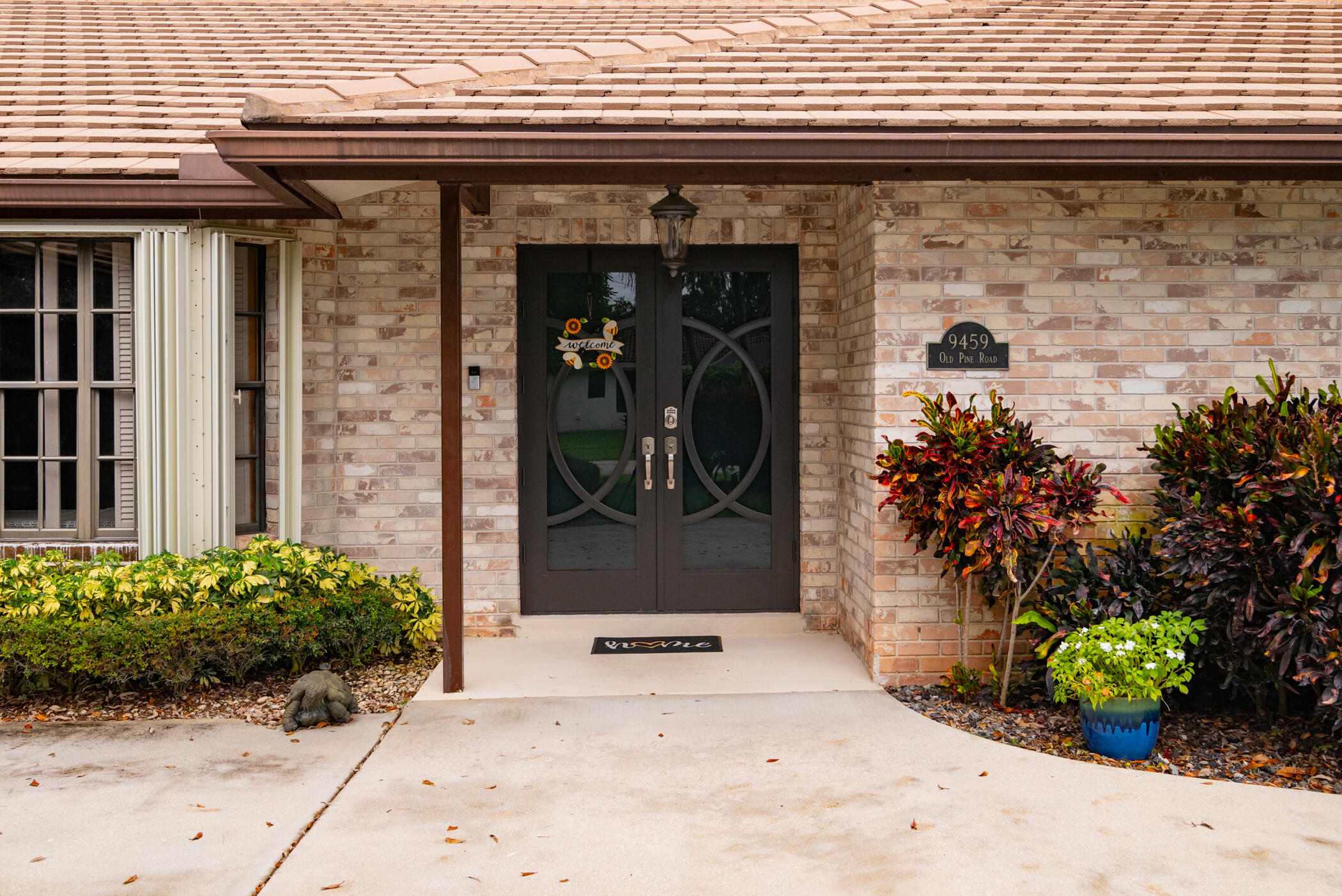 9459 Old Pine Road Boca Raton, FL 33428 - Photo 2 of 50 © Clark - 9459 Old Pine Road-006