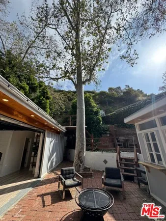 a view of deck and patio