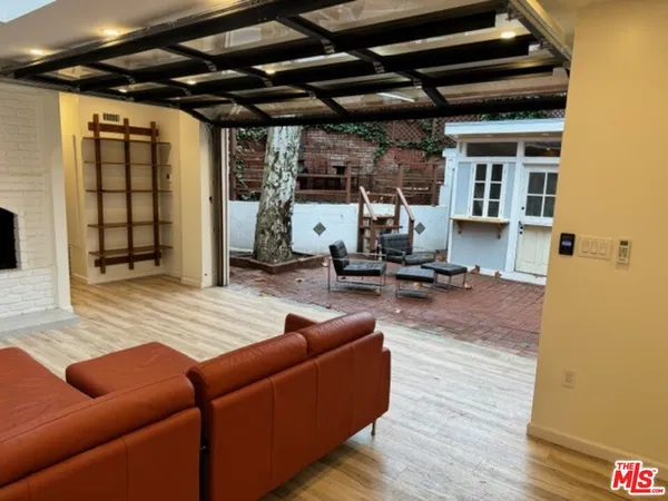 $4,995 | 1636 North Beverly Glen Boulevard, Los Angeles, CA 90077