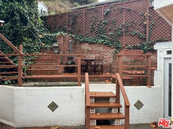 $4,995 | 1636 North Beverly Glen Boulevard, Los Angeles, CA 90077