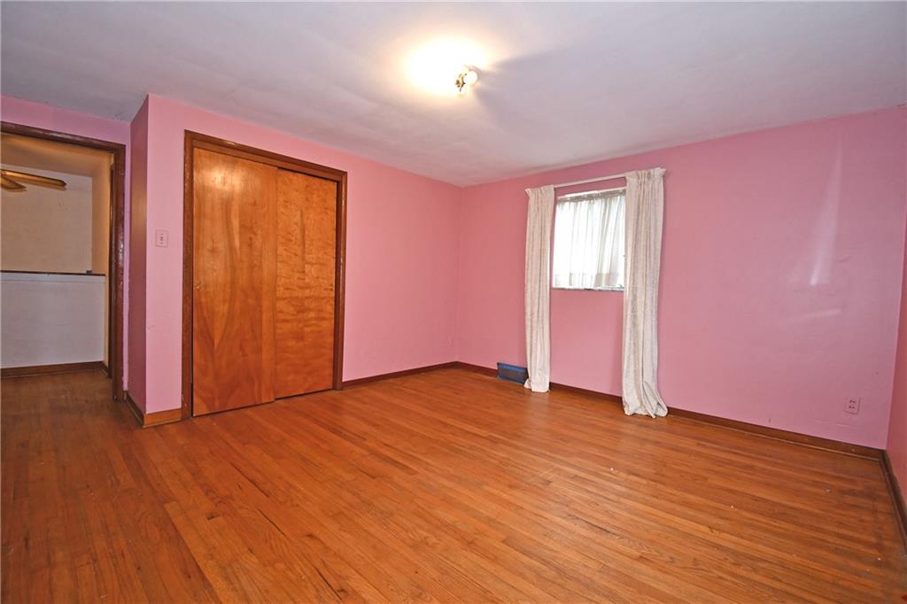 1414 Washington Road Pittsburgh, PA 15228 - Photo 21 of 33 Bedroom 2