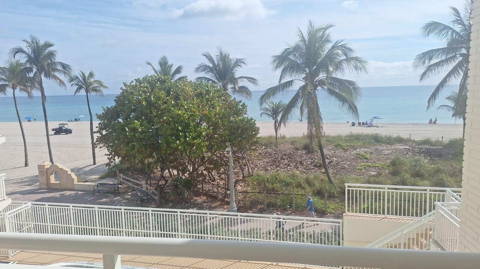 901 South Surf Road, Unit 304 Hollywood, FL 33019 - Photo 3 of 19 Photo 3