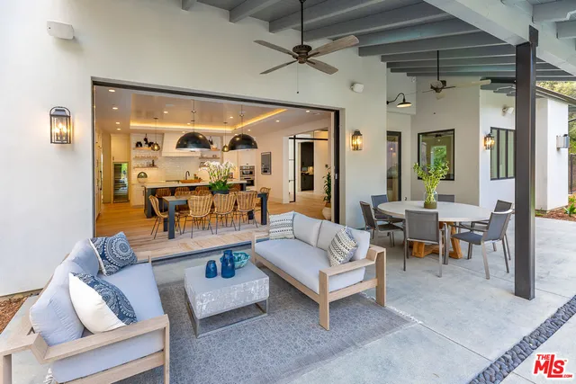 a view of outdoor space yard and patio