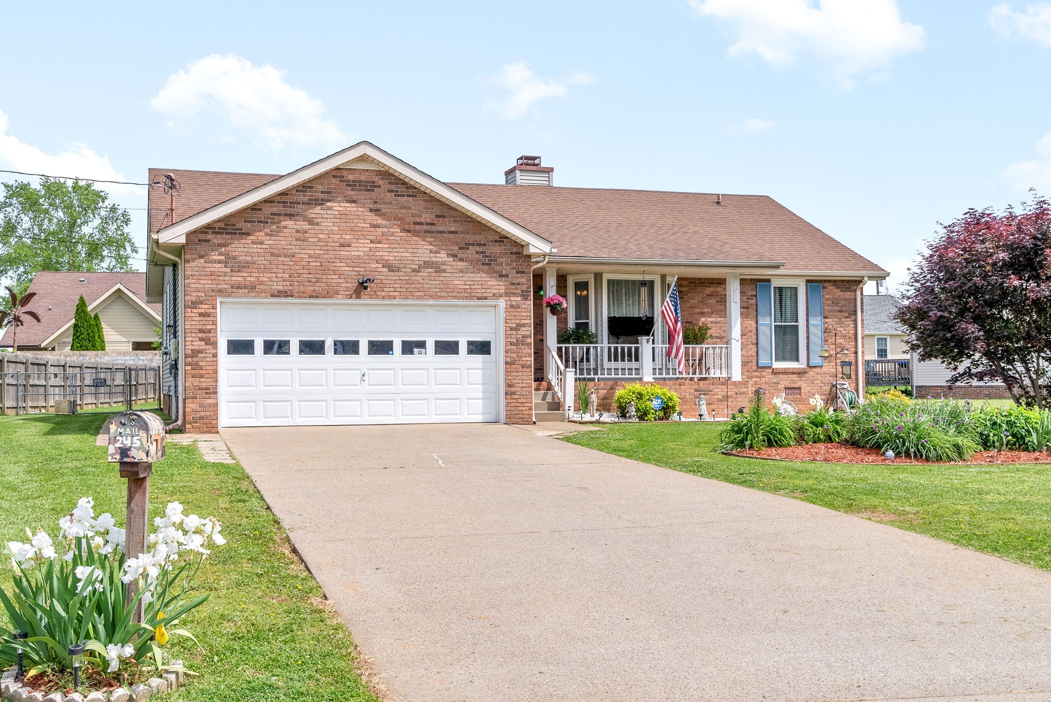 245 Windmeade Circle Clarksville, TN 37042 - Photo 35 of 35 a front view of a house with garden