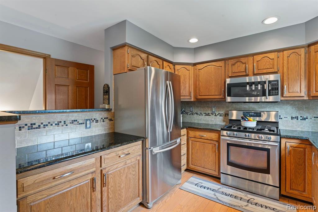 319 Riddle Street Howell, MI 48843 - Photo 22 of 45