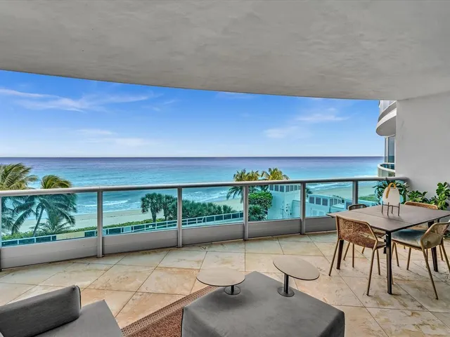 $2,095,000 | 1600 South Ocean Boulevard, Unit 403, Pompano Beach, FL 33062
