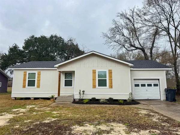 $147,000 | 340 Warner Street, Bridge City, TX 77611