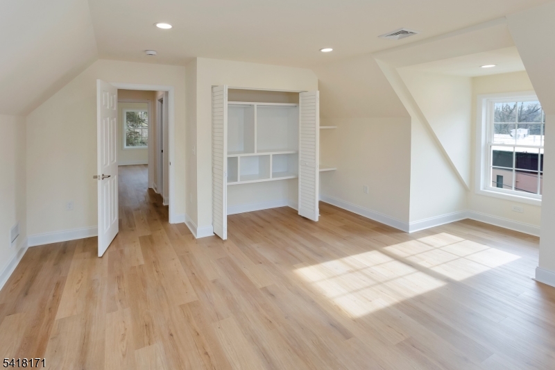 5 Cooks Road Denville, NJ 07834 - Photo 16 of 25