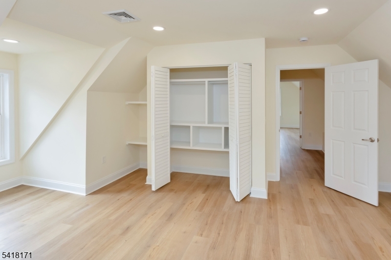 5 Cooks Road Denville, NJ 07834 - Photo 18 of 25